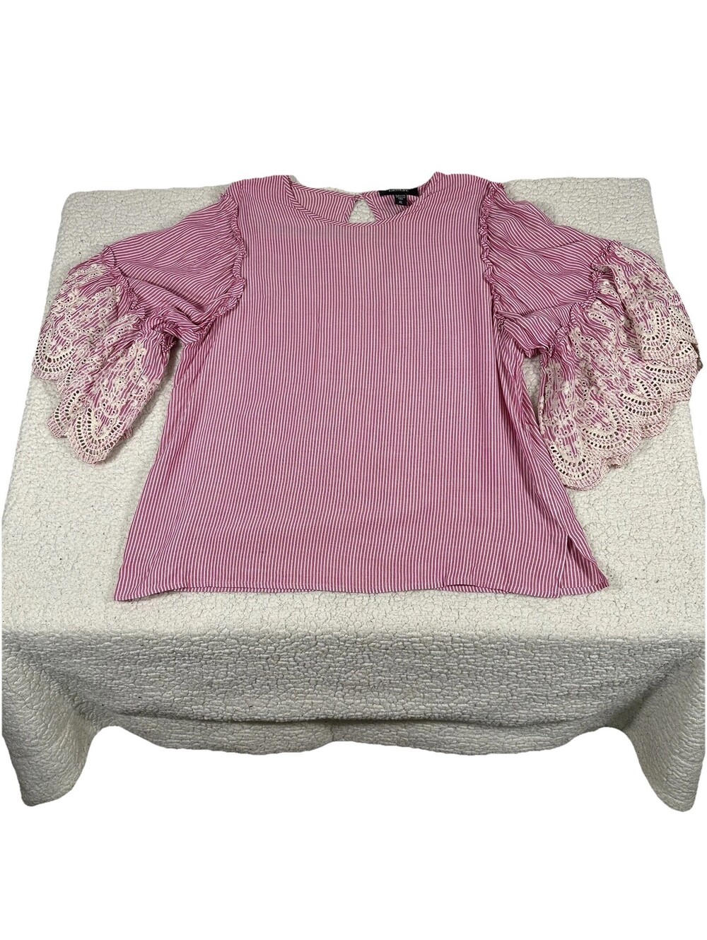 Karen Kane Women’s Size XL Pink & White Striped Eyelet Lace Bell Sleeve Blouse